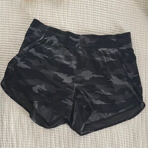Athleta camo shorts